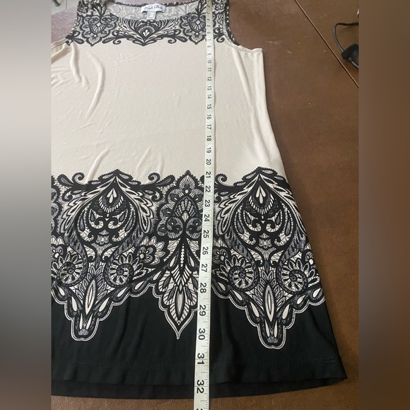 Joseph Ribkoff Sleeveless tunic size 14 - Picture 8 of 8